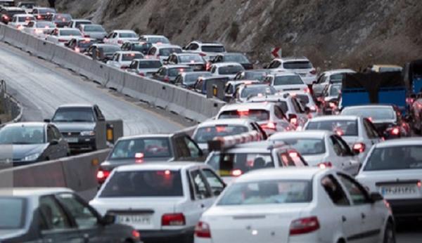 ترافیک سنگین در جاده های شمالی کشور، بارش برف و باران در برخی از محورها
