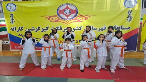 درخشش دختران کاراته کای قم در مسابقات قهرمانی کشوری